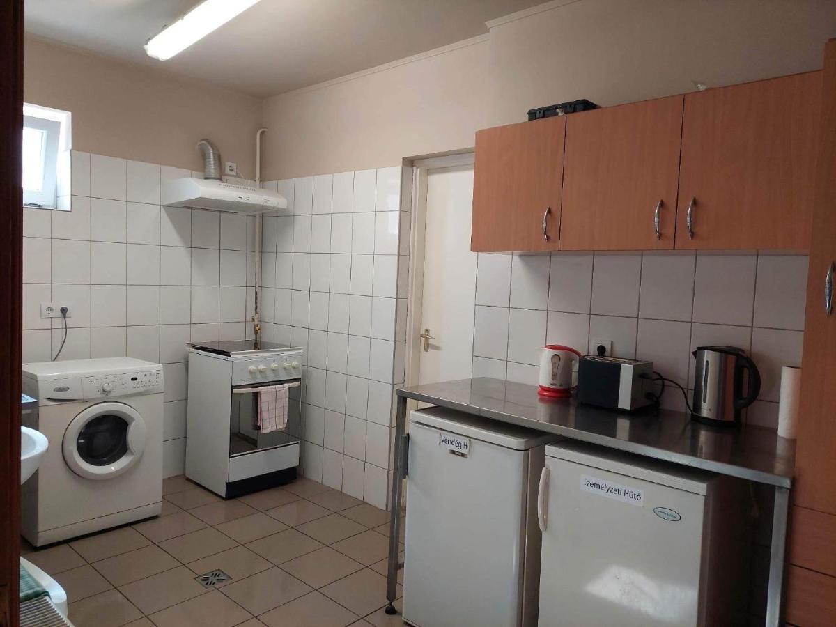 Alice Vendeghaz Bed & Breakfast Kalocsa Luaran gambar