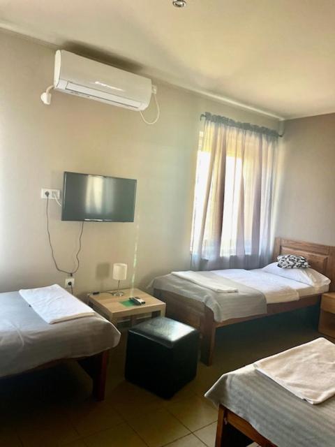 Alice Vendeghaz Bed & Breakfast Kalocsa Luaran gambar