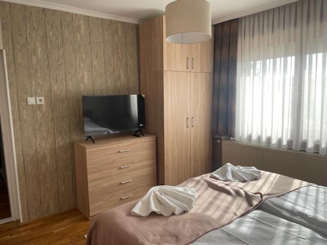 Alice Vendeghaz Bed & Breakfast Kalocsa Luaran gambar